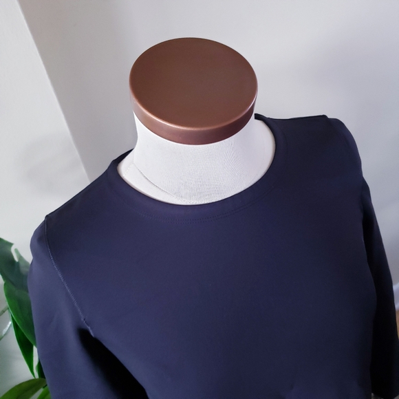 Lululemon Pleat On Long Sleeve Black - 6 - Picture 13 of 14